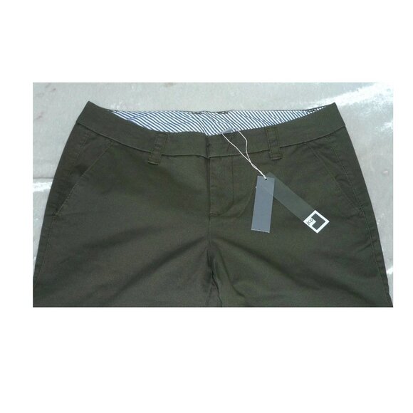 Women's Capri Pants Solid jcp size 2, 4, 6P NEW - Picture 5 of 11